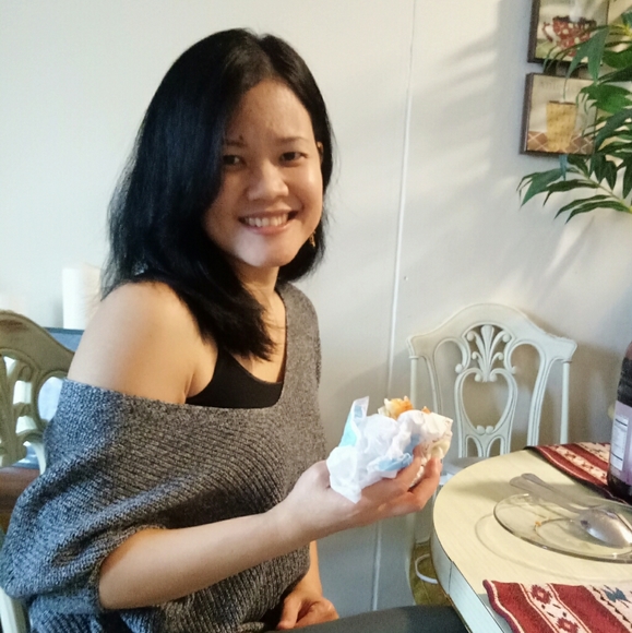 Meet your Posher, Lira - Picture 2 of 7